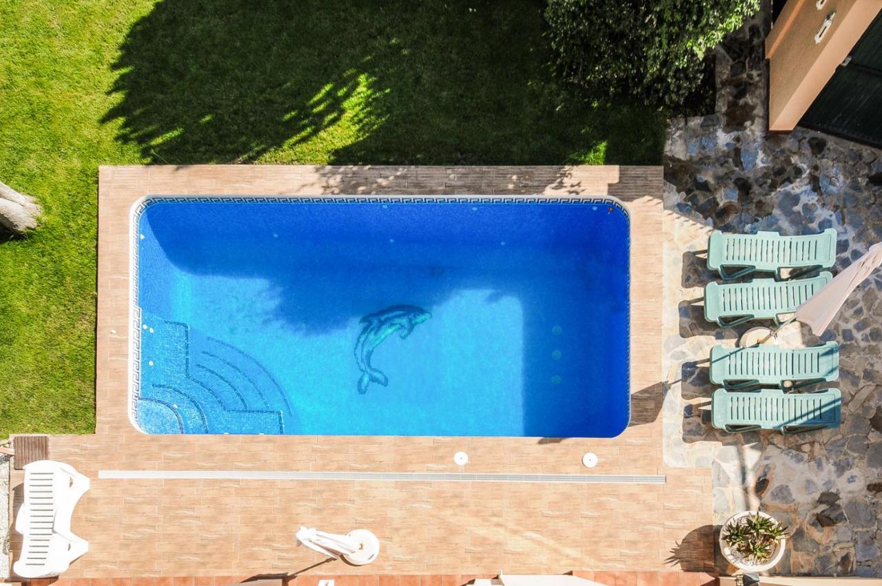 Beach Villa Costanera In Marbella Bagian luar foto